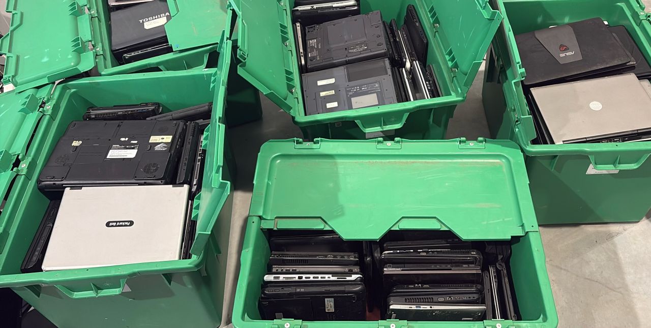 Computerboxen afsluitbaar (groen) 2103